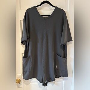 Free People Movement Gray Hot Shot Tee Romper/Onesie Size Large